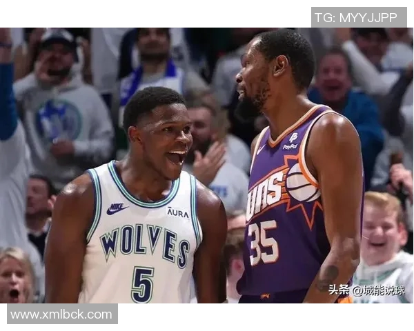 爱德华兹上周场均32分荣膺最佳球员怀特首次获此殊荣 爱德华兹上周场均32分荣膺最佳球员怀特首次获此殊荣